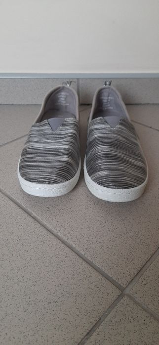 Nowe buty wsuwane rozm 38