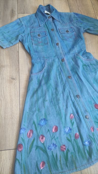 Sukienka jeansowa ręcznie malowana rozmiar M kwiaty