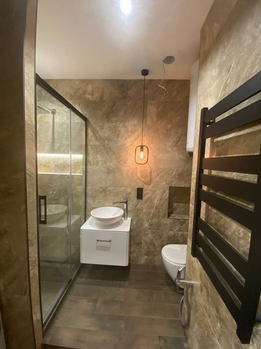 Квартира с тремя спальнями и кухней-студией на пр.Гагарина, новый дом!