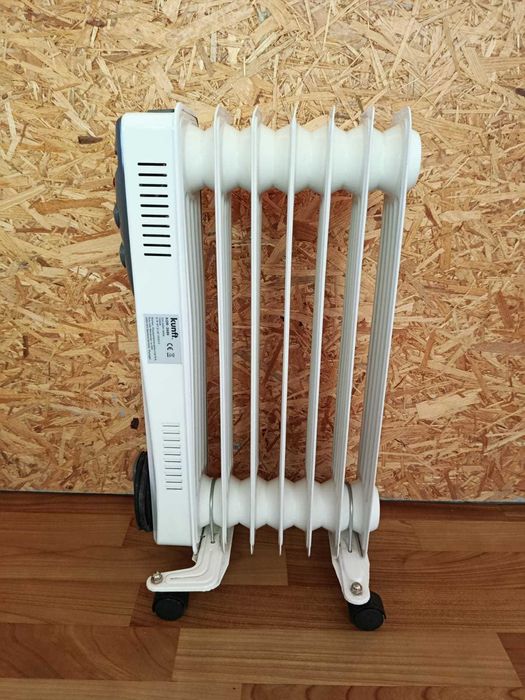 Radiador a óleo Kunft pequeno