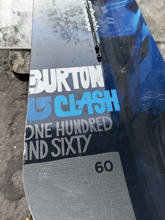 Snowboard Burton Clash 160cm v-rocker - po serwisie