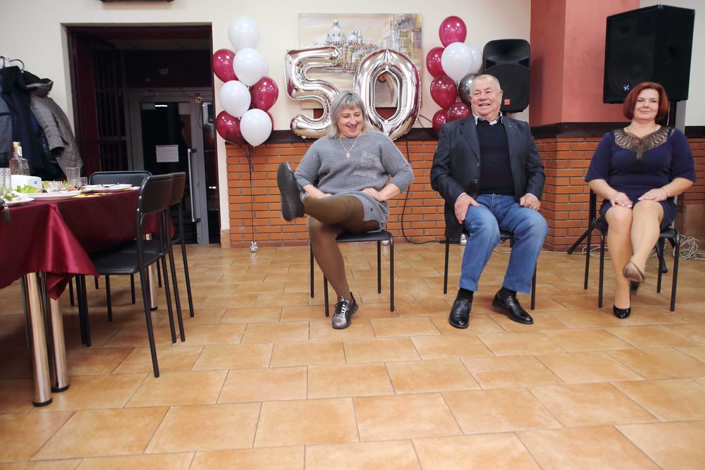 Ведущая.-Свадьба.Юбилей-400гр/час.Музыка. Фото+Видео-1000гр/ч.укр зала