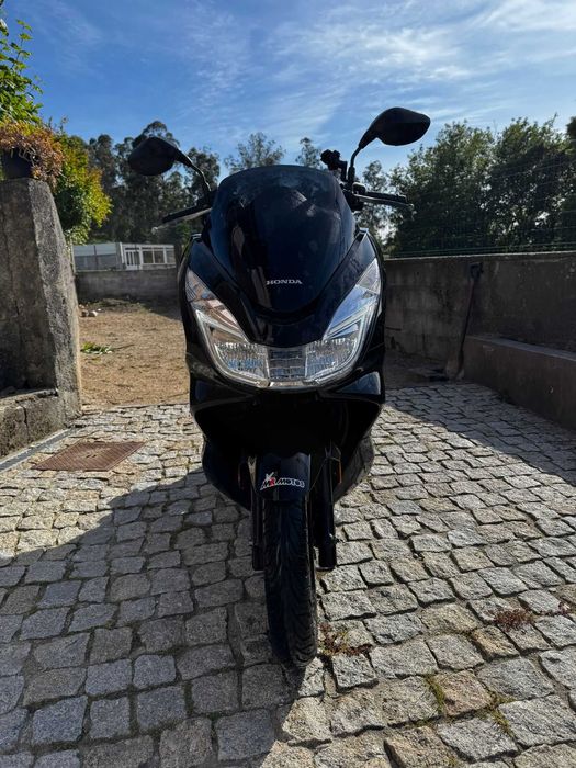 Honda PCX 125 Alugar