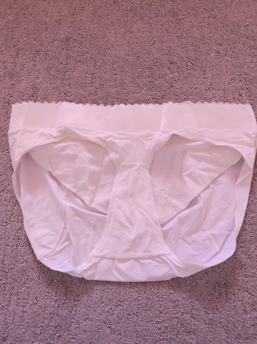 Cinta suporte gravidez Chicco tam. 40 como nova