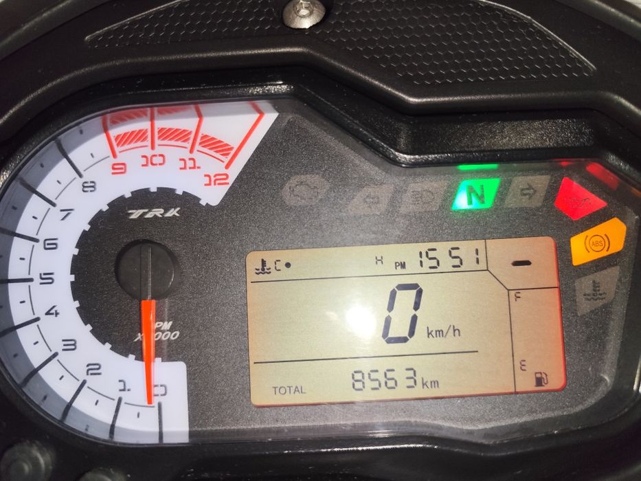 TRK 502cc Benelli 2023 COMO NOVA Apenas 8500KM garantia de fábrica