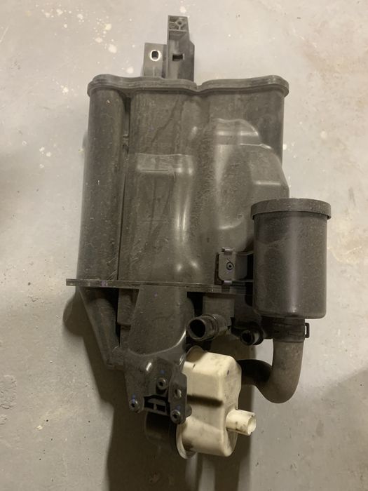 500201797H Абсорбер парів бензину jetta mk7