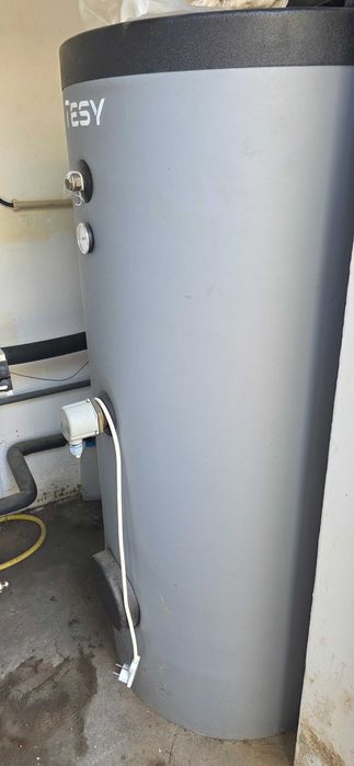 Conjunto Bomba de calor Mítsubishi AQS e depositos