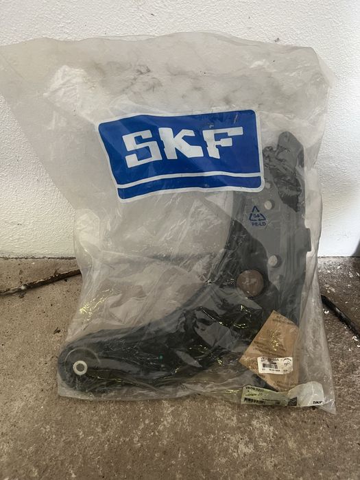 Novo- Braço suspensão direito para Audi/Seat/Skoda/VW