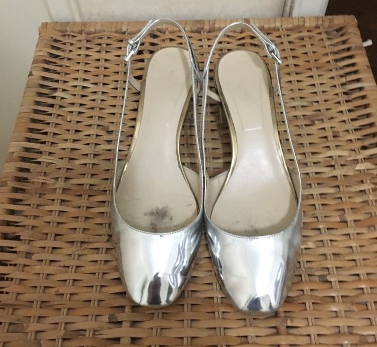 Sandálias da Hera e da Zara- Os 2 pares 8€.