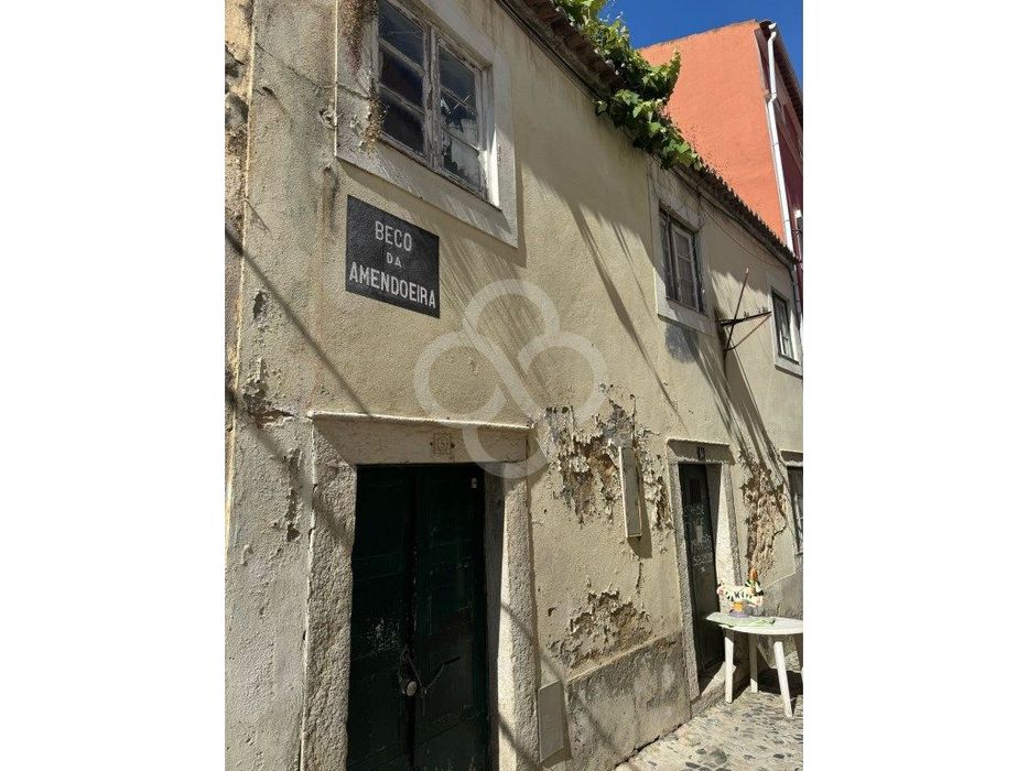 Prédio recuperado para venda em Santa Maria Maior, Lisboa, com 180 ...