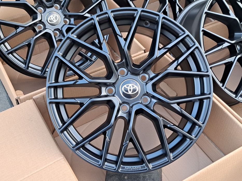 Alufelgi TOYOTA 18 5x114 Auris Corolla Avensis Yaris Cross RAV CA20 BM