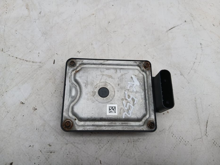 Sensor de radar AUDI Q3 (F3B)