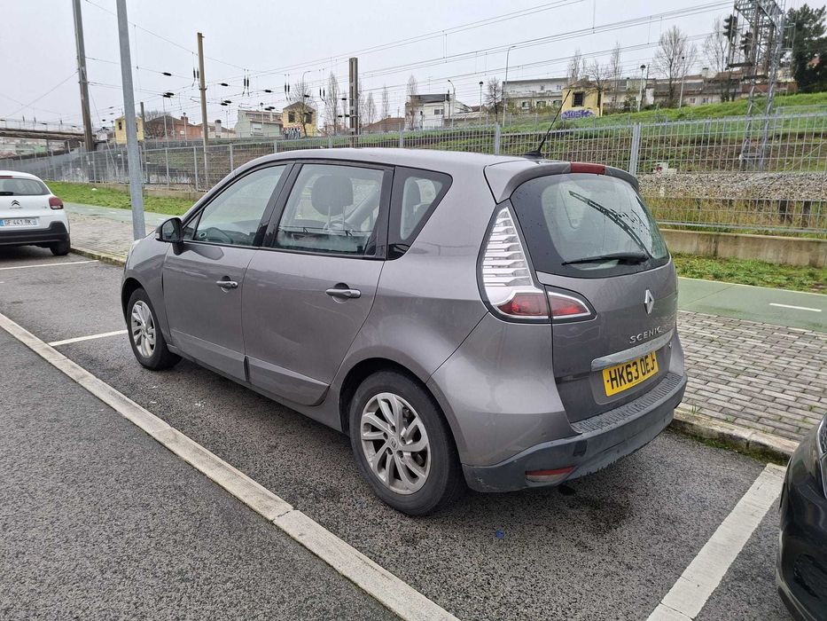 Renault scenic 2013 UK