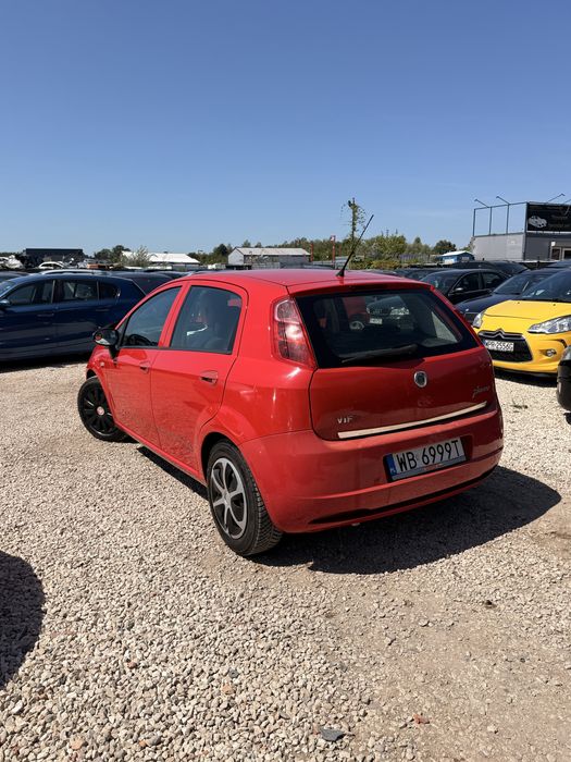 Fiat Punto 1.2B”bez rdzy”zadbany” dużo nowych części”klima”fajny stan”Mały przebieg
