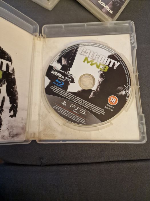 Playstation 3 Super Slim 12 Gb + Jogos