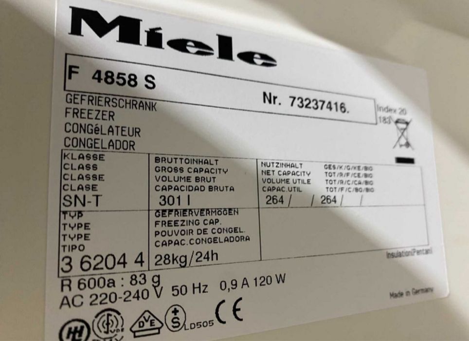 Холодильник морозильная камера Miele капельные
