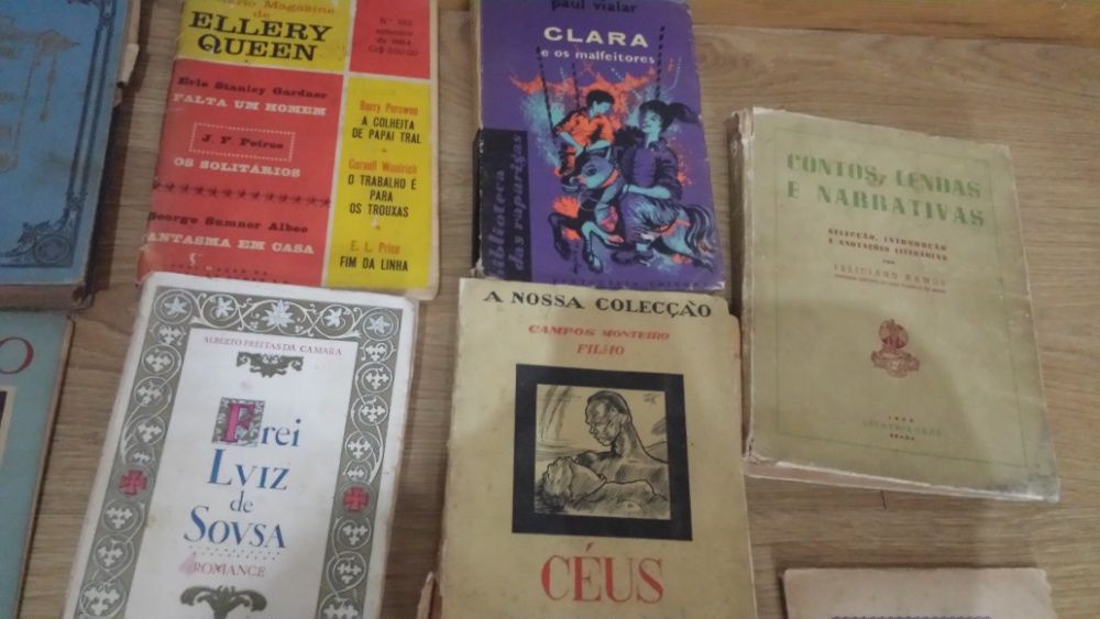 livros antigos de literatura portuguesa e estrangeira