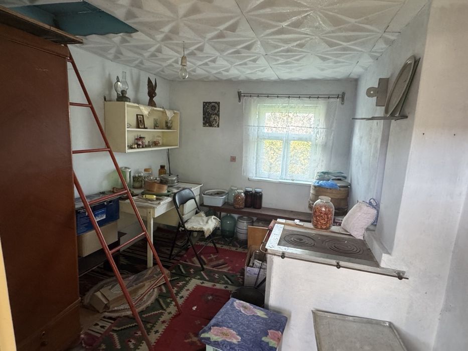 Продаж частини будинку