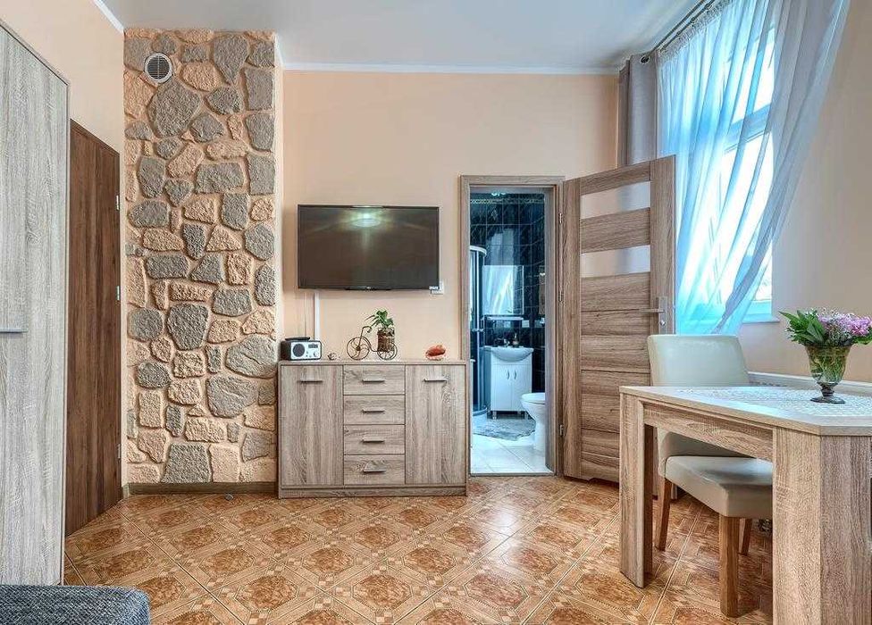 Apartament 2-3 osobowy w centrum 50 m. do ul. Monte-Cassino
