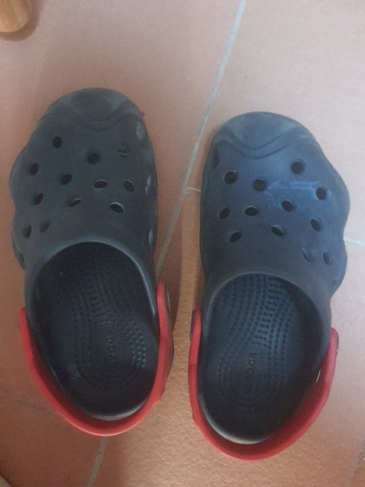 Crocs de criança 8