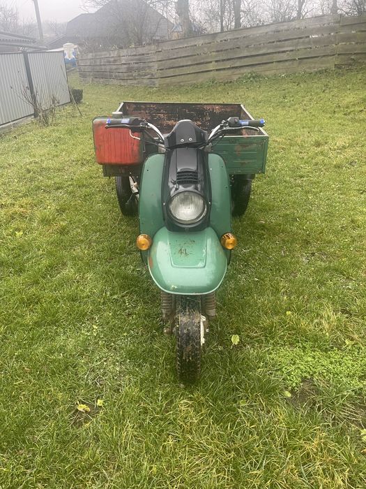 Моторолер Муравей