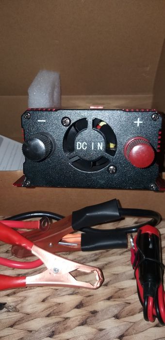 Інвертор 2400Вт,Инвертор 12-220в.