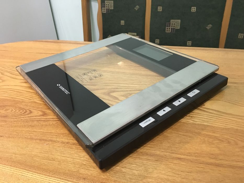 Весы напольные, ваги електронні, діагностичні Sanotec