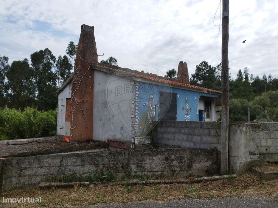 Moradia T4 para venda