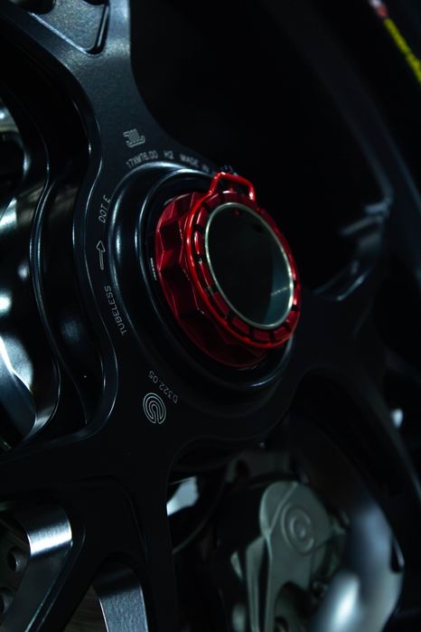 Ducati Streetfighter V4S