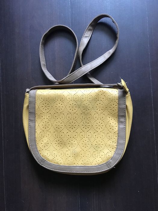 Сумочка женская желто- горчичная