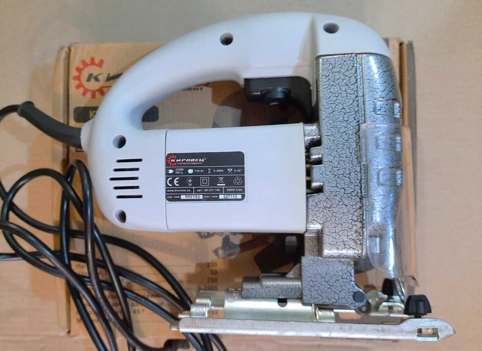 Электролобзик Кировец КМПЛ 8-90 (аналог Фиолент ПМ5-750Э М)