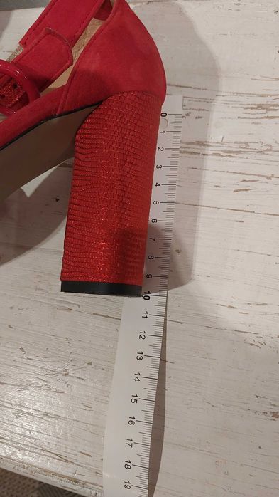 Buty damskie sandały