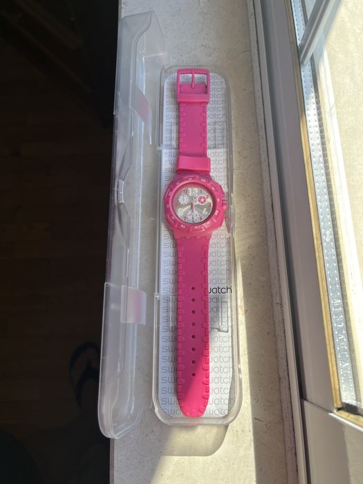 Vendo 2 Relógios Swatch na caixa em Excelente estado!