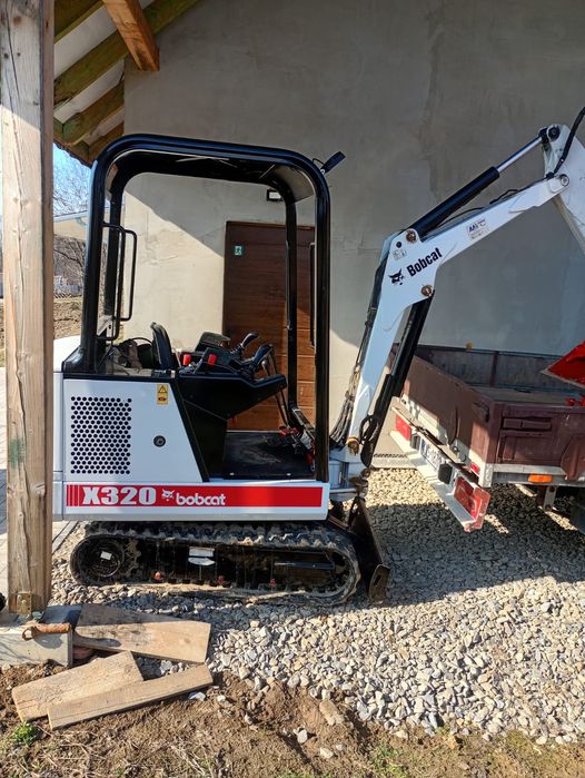 Minikoparka bobcat X320 silnik Kubota