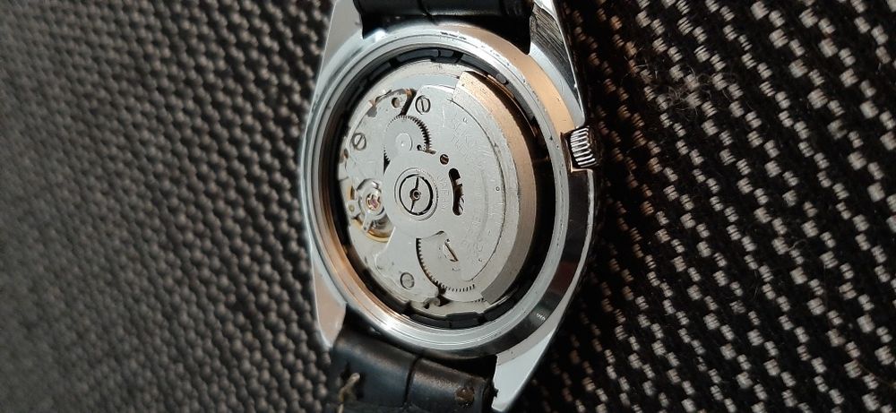 Seiko 5 branco 37mm