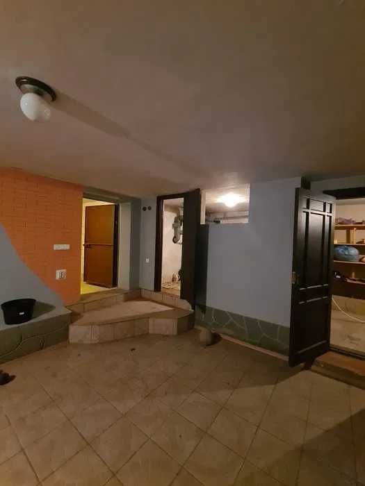 (13)  Продам красивый большой дом