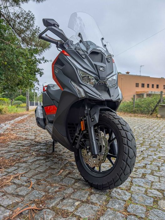 Maxi scooter Kymco DTX 125 TCS
