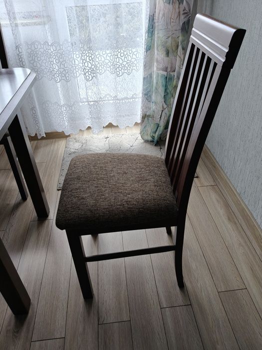 Stół + 6 krzeseł