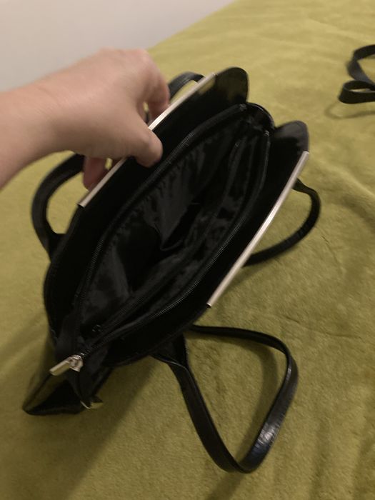 Elegancka torebka damska, czarna skórzana