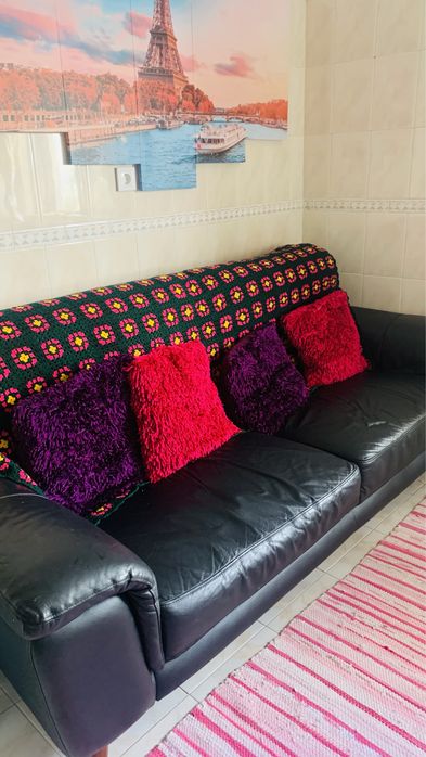 Sofa de couro cor preta