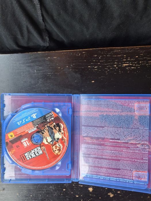 Red Dead Redemption 2 (NM, PS4)