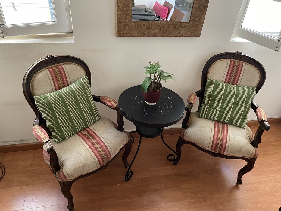 Cadeirão estilo Luis XV