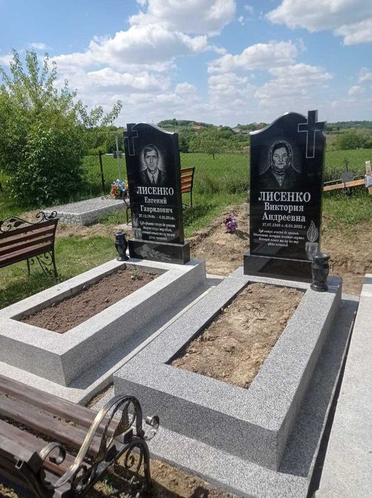 Виготовлення та встановлення памятників і гранітних виробів.