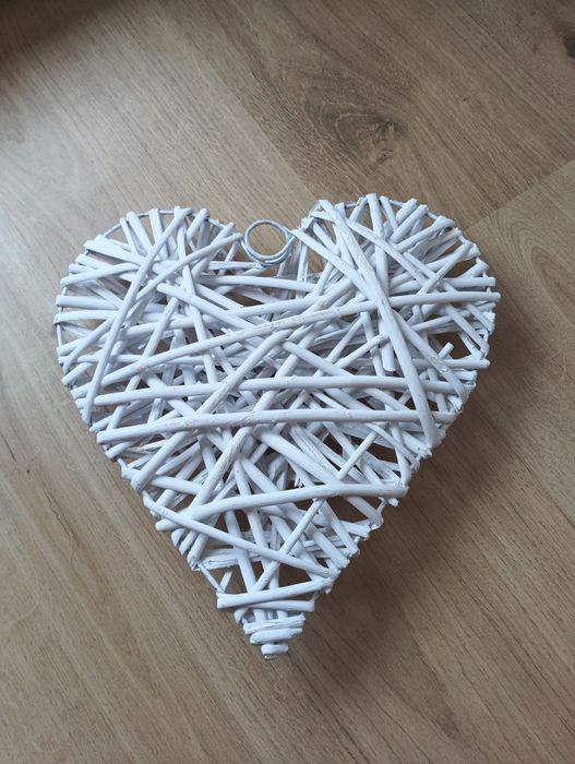 Dekoracje, serce z wikliny - 1 sztuka