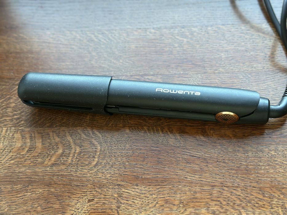 Вирівнювач волосся Rowenta Ultimate Experience SF8210