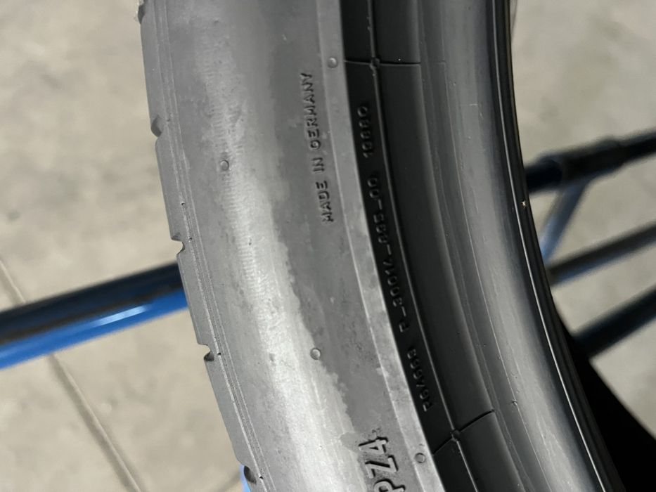 285/35/21+255/40/21 R21 Pirelli PZero PZ4 * 4шт