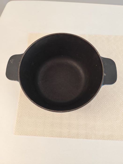 Tacho de ferro fundido