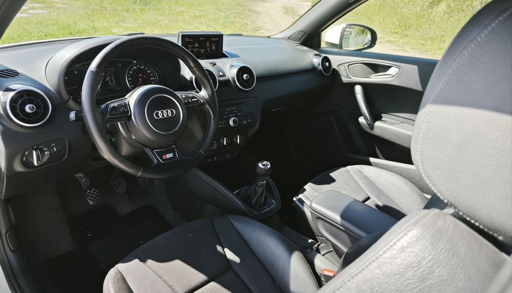 Audi A1 1.6 TDI versao sline