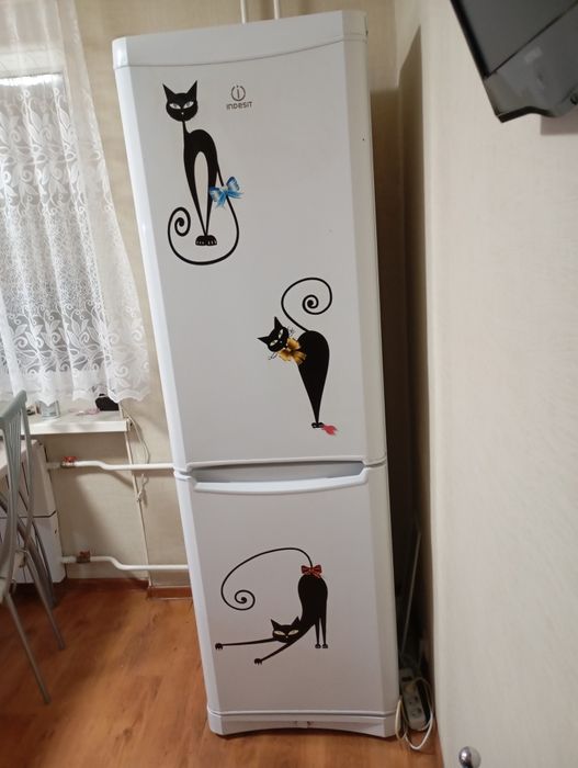 холодильник   Indesit