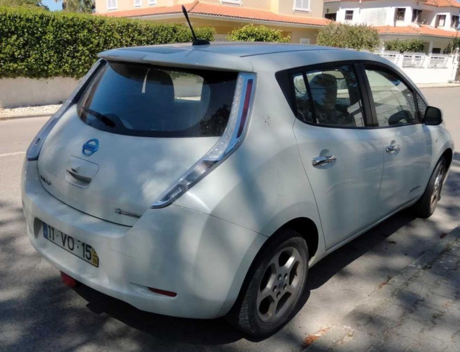 Nissan Leaf 2011